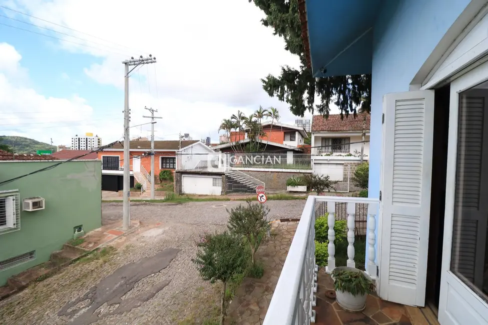 Foto 4 de Loja com 6 quartos para alugar, 458m2 em Nossa Senhora de Lourdes, Santa Maria - RS