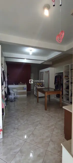 Loja com 1 quarto para alugar, 57m2 em Noal, Santa Maria - RS - imagem 3 Foto 3 de Loja com 1 quarto para alugar, 57m2 em Noal, Santa Maria - RS