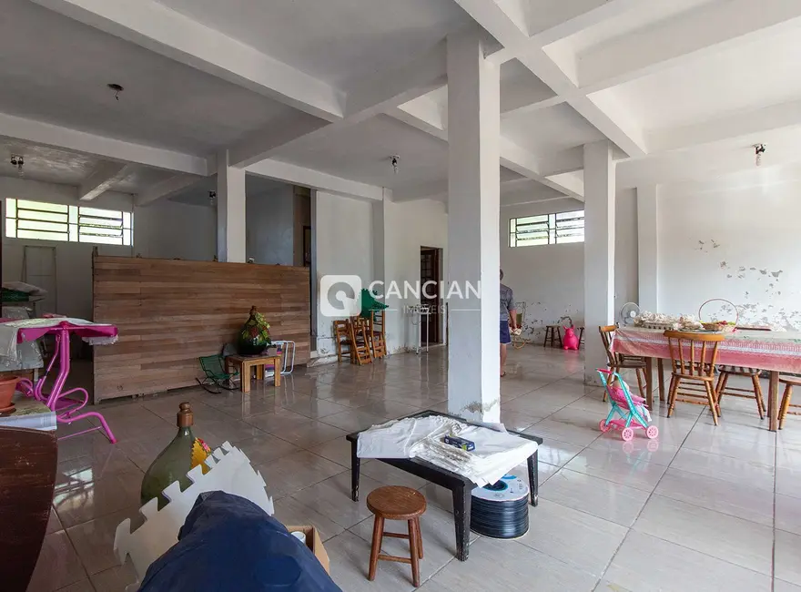 Foto 4 de Loja com 3 quartos para alugar, 200m2 em Santa Maria - RS