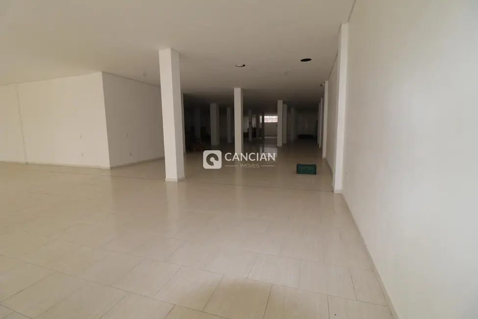 Foto 3 de Loja para alugar, 660m2 em Nonoai, Santa Maria - RS