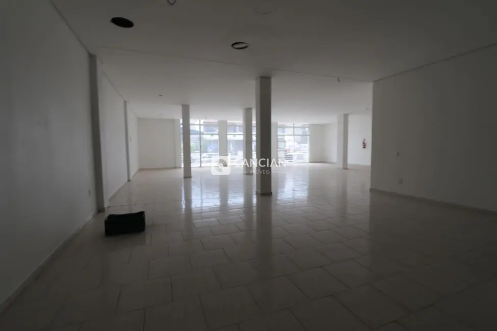 Foto 5 de Loja para alugar, 660m2 em Nonoai, Santa Maria - RS