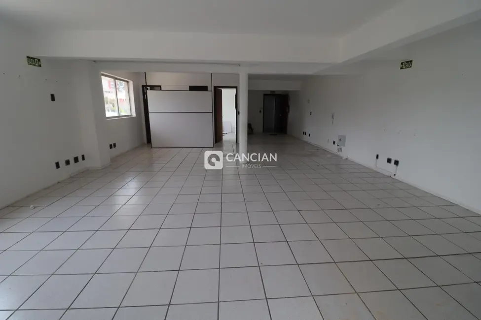 Foto 6 de Loja com 1 quarto para alugar, 80m2 em Duque de Caxias, Santa Maria - RS