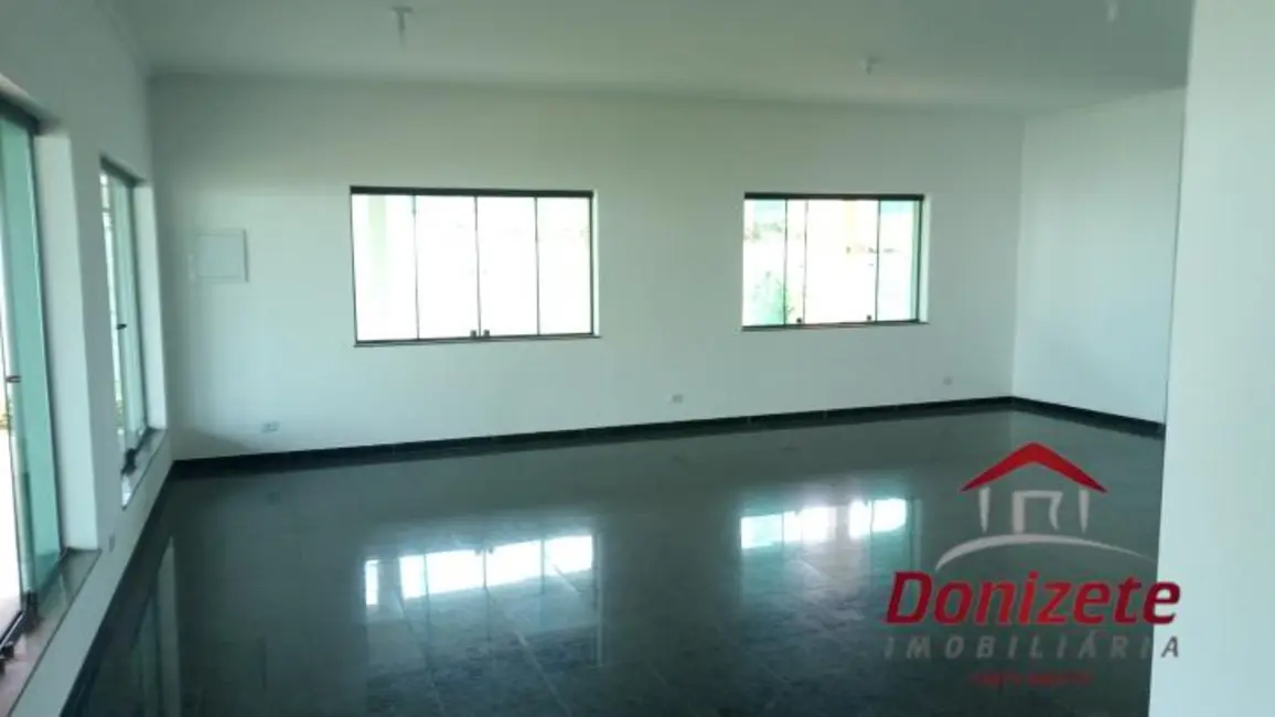 Foto 4 de Casa com 4 quartos à venda, 2500m2 em Vargem Grande Paulista - SP