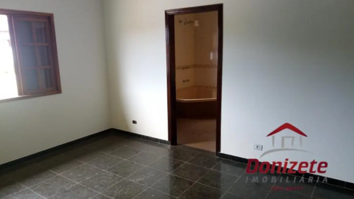 Foto 5 de Casa com 4 quartos à venda, 2500m2 em Vargem Grande Paulista - SP