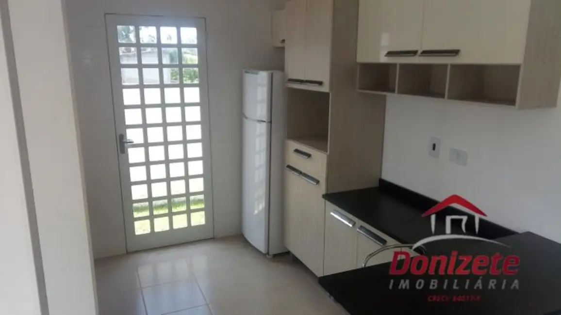 Foto 2 de Casa com 3 quartos para alugar, 125m2 em Vargem Grande Paulista - SP