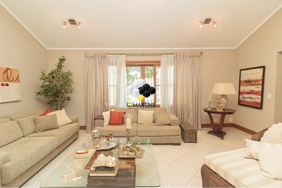 Foto 1 de Casa com 4 quartos à venda, 314m2 em Chácara das Pedras, Porto Alegre - RS