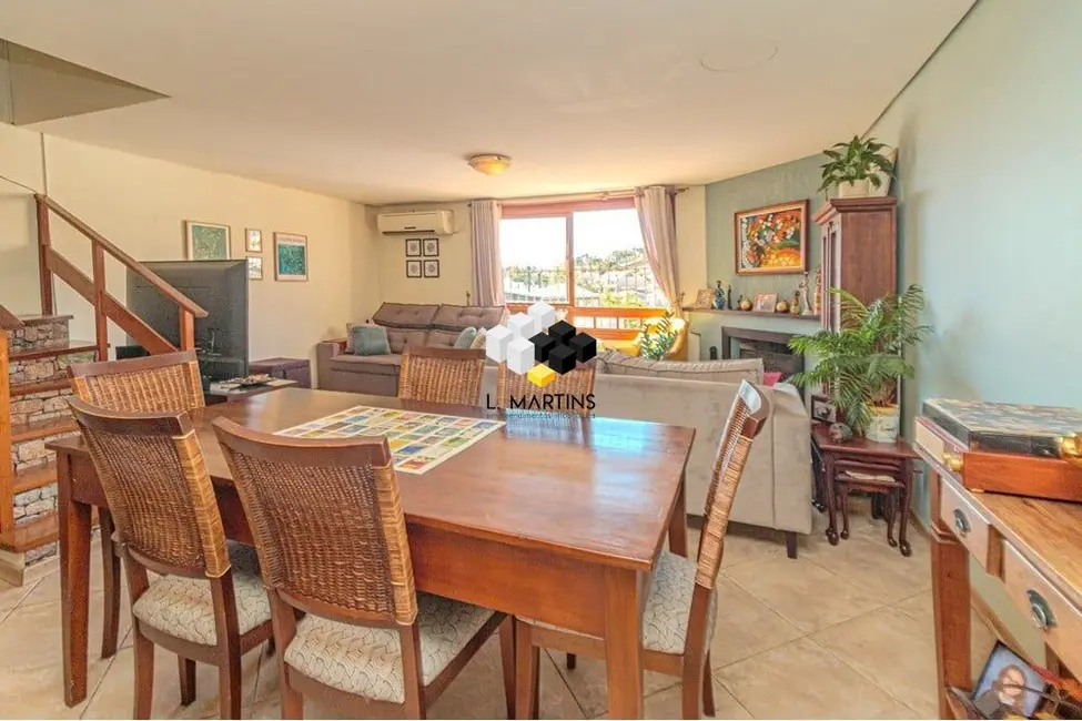 Foto 1 de Casa com 3 quartos à venda, 160m2 em Chácara das Pedras, Porto Alegre - RS