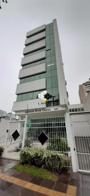 Foto 1 de Sala Comercial à venda, 44m2 em Menino Deus, Porto Alegre - RS