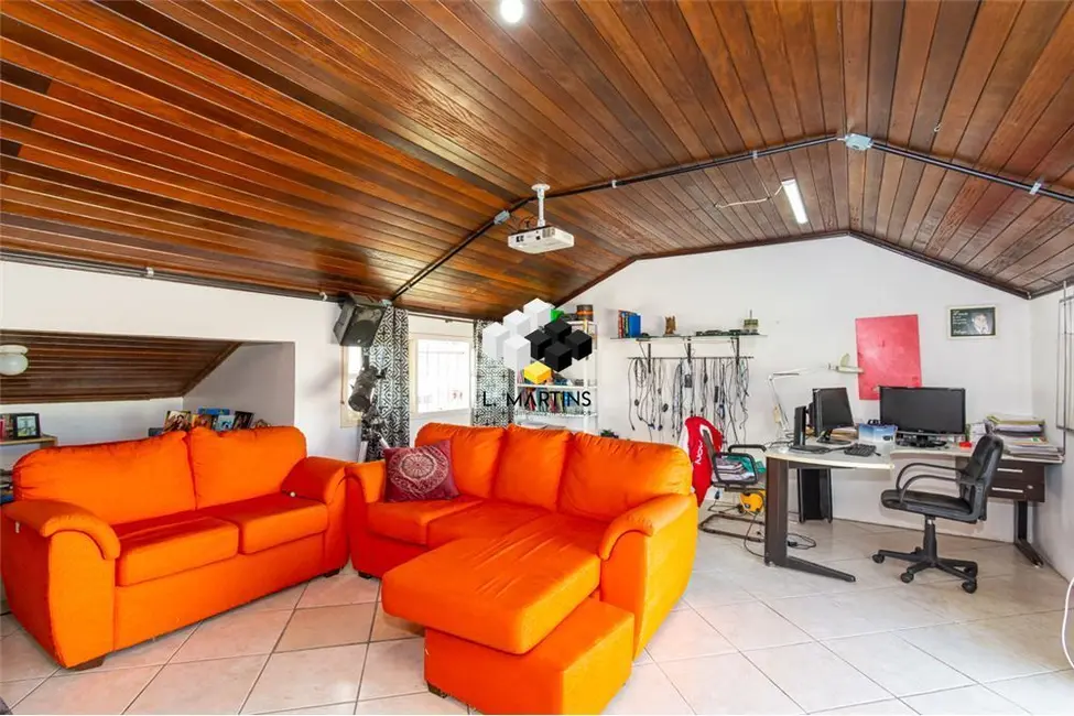 Casa com 4 quartos à venda, 294m2 em Canoas - RS - imagem 5 Foto 5 de Casa com 4 quartos à venda, 294m2 em Canoas - RS