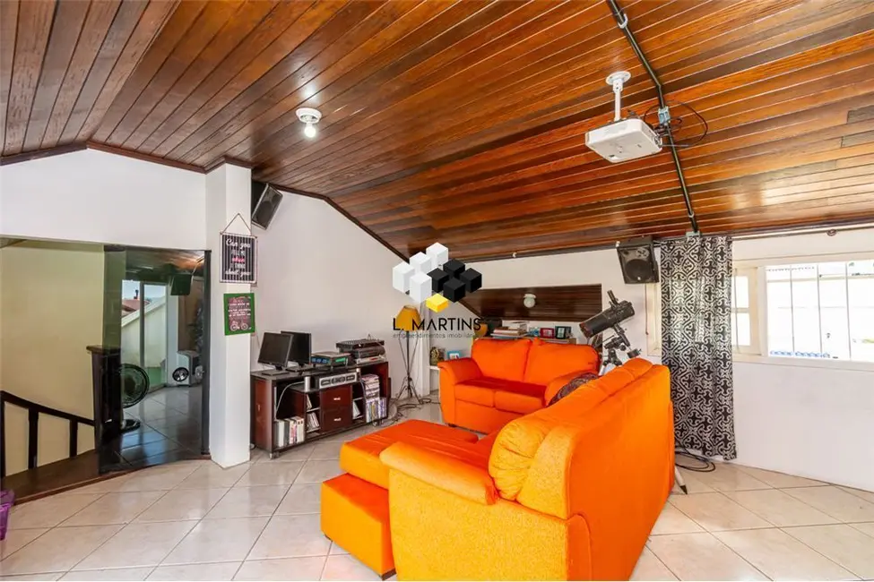 Casa com 4 quartos à venda, 294m2 em Canoas - RS - imagem 6 Foto 6 de Casa com 4 quartos à venda, 294m2 em Canoas - RS