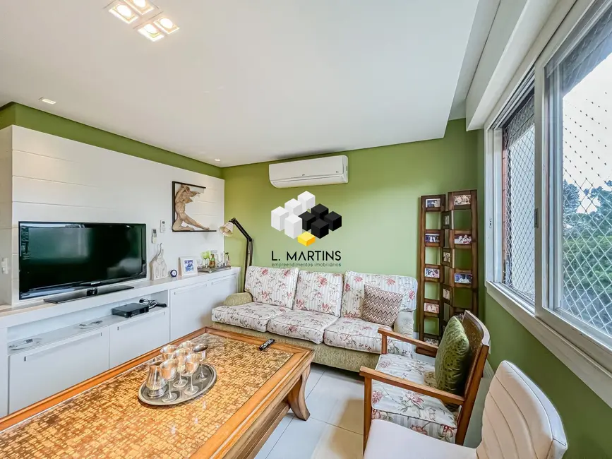 Apartamento com 3 quartos à venda, 124m2 em Auxiliadora, Porto Alegre - RS - imagem 2 Foto 2 de Apartamento com 3 quartos à venda, 124m2 em Auxiliadora, Porto Alegre - RS