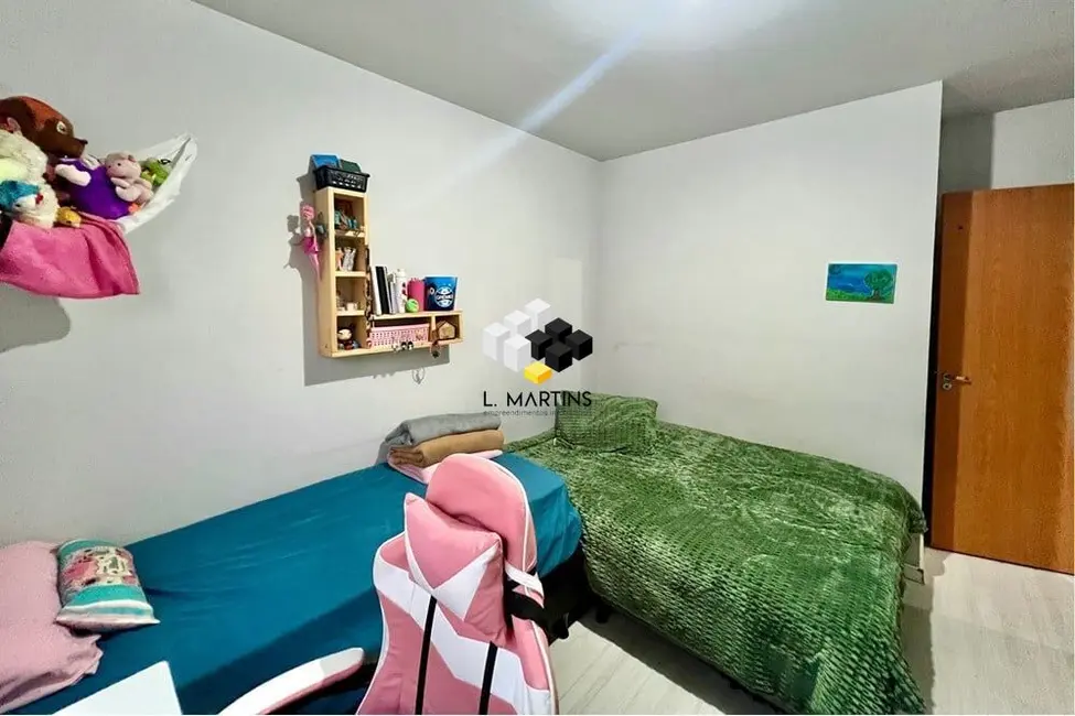 Foto 2 de Apartamento com 2 quartos à venda, 48m2 em Olaria, Canoas - RS