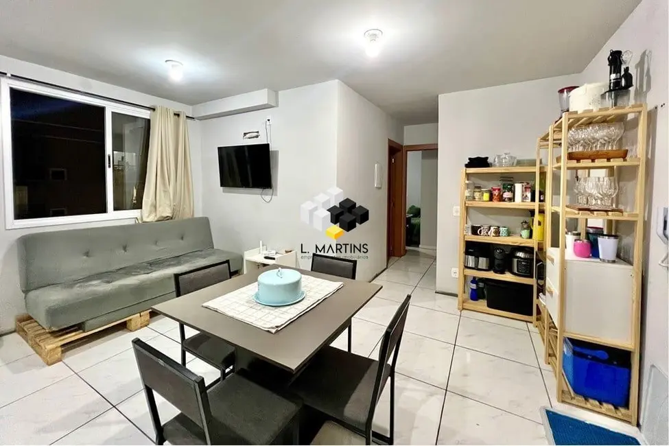 Foto 1 de Apartamento com 2 quartos à venda, 48m2 em Olaria, Canoas - RS