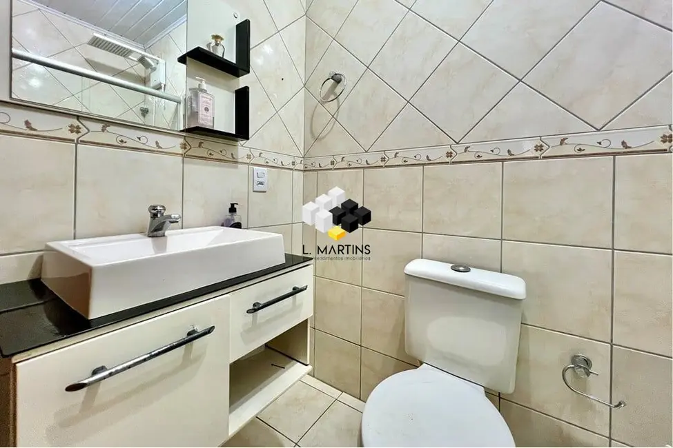 Foto 2 de Casa com 2 quartos à venda, 57m2 em São José, Canoas - RS