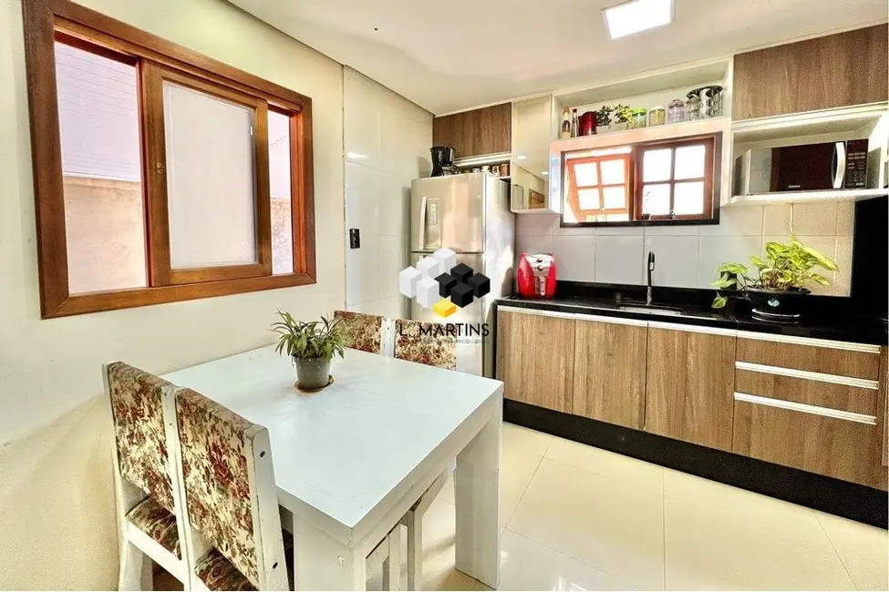 Casa com 2 quartos à venda, 80m2 em Estância Velha, Canoas - RS - imagem 6 Foto 6 de Casa com 2 quartos à venda, 80m2 em Estância Velha, Canoas - RS
