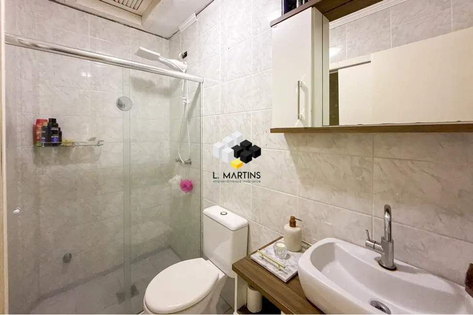 Foto 2 de Casa com 2 quartos à venda, 98m2 em Niterói, Canoas - RS