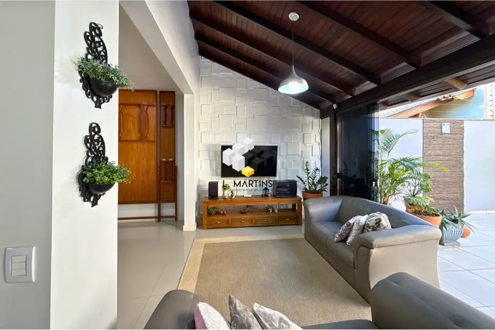 Foto 5 de Casa com 4 quartos à venda, 328m2 em São José, Canoas - RS