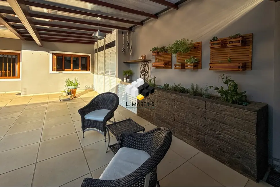 Foto 8 de Casa com 4 quartos à venda, 328m2 em São José, Canoas - RS