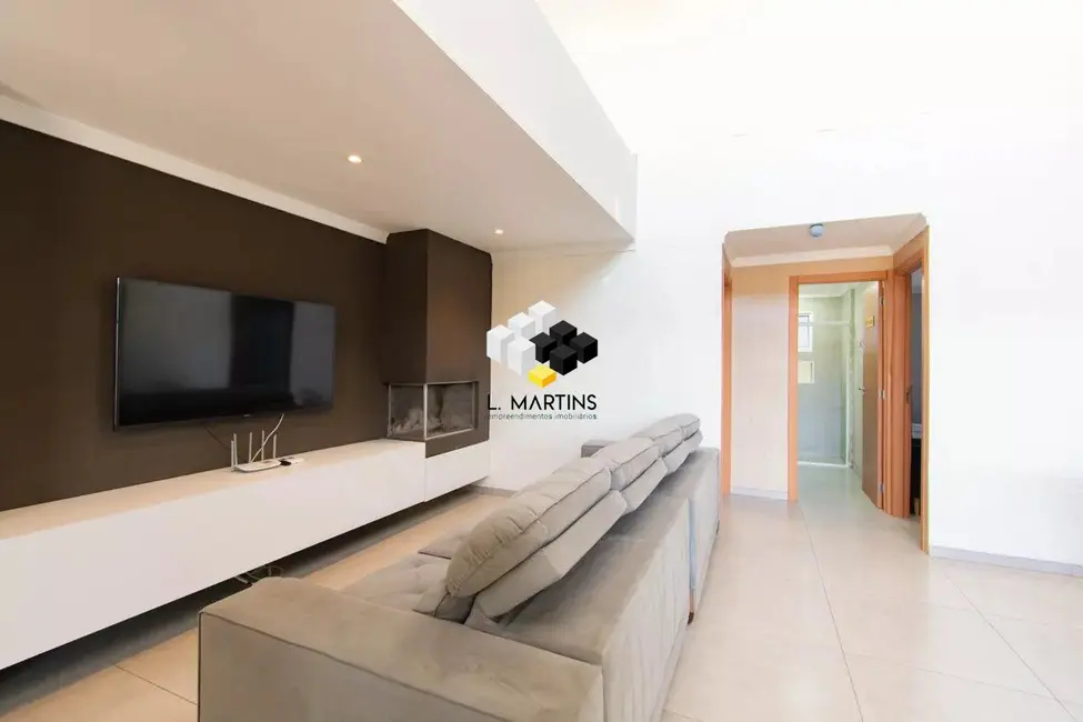 Casa com 2 quartos à venda, 154m2 em Igara, Canoas - RS - imagem 5 Foto 5 de Casa com 2 quartos à venda, 154m2 em Igara, Canoas - RS