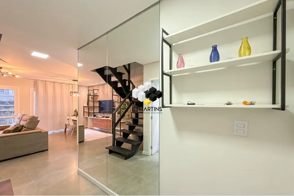 Casa de Condomínio com 3 quartos à venda, 226m2 em Centro, Canoas - RS - imagem 4 Foto 4 de Casa de Condomínio com 3 quartos à venda, 226m2 em Centro, Canoas - RS