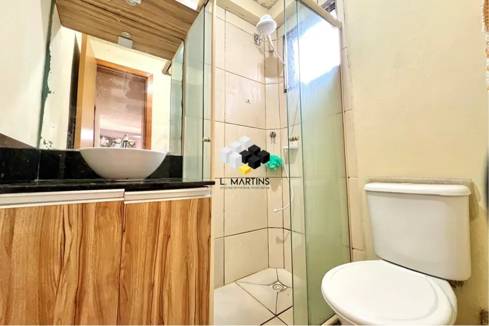 Foto 2 de Apartamento com 2 quartos à venda, 43m2 em Olaria, Canoas - RS