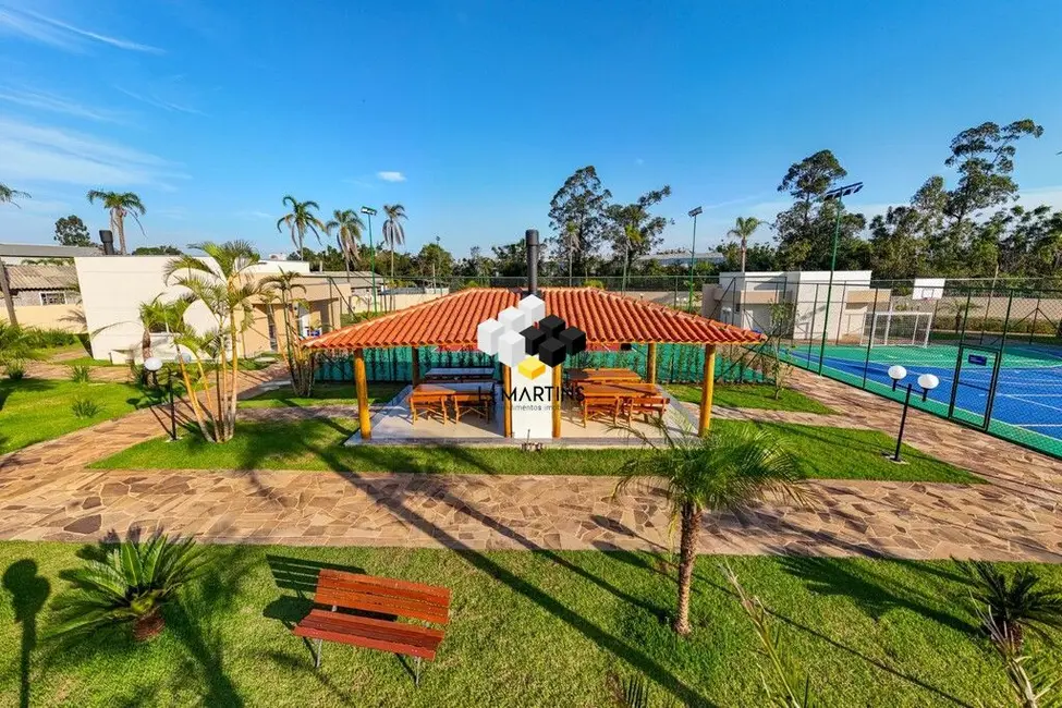 Foto 2 de Casa de Condomínio com 2 quartos à venda, 83m2 em Sítio Túnel Verde, Cachoeirinha - RS