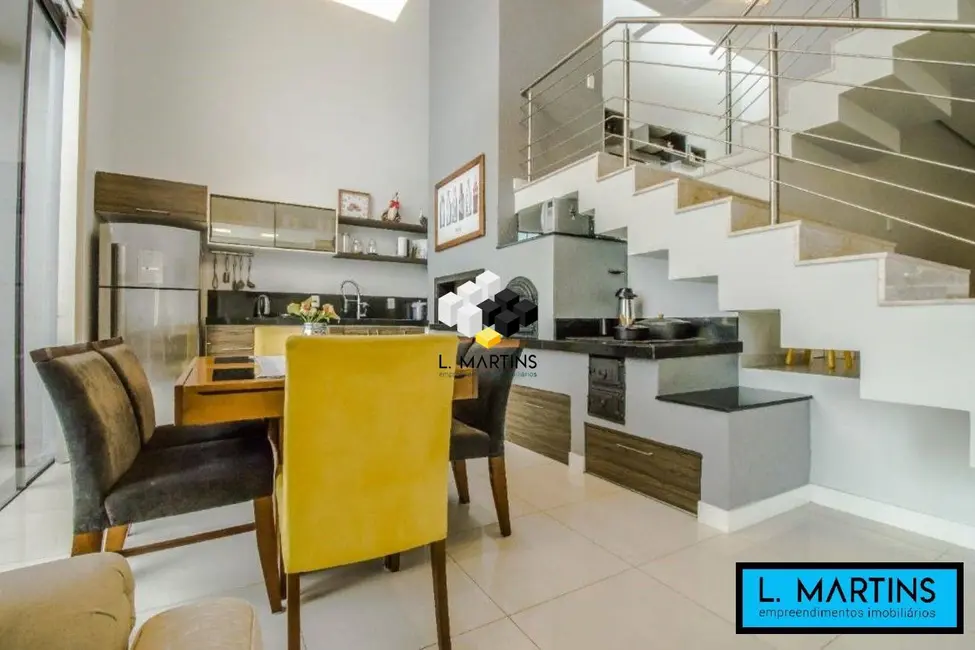 Foto 4 de Casa de Condomínio com 3 quartos à venda, 284m2 em Primavera, Novo Hamburgo - RS