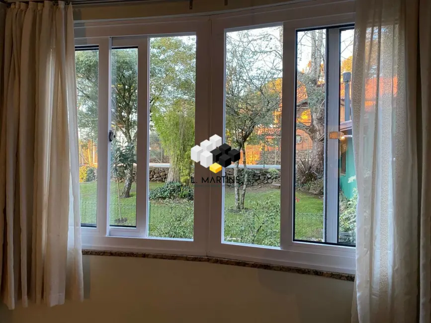 Foto 1 de Apartamento com 1 quarto à venda, 57m2 em Gramado - RS