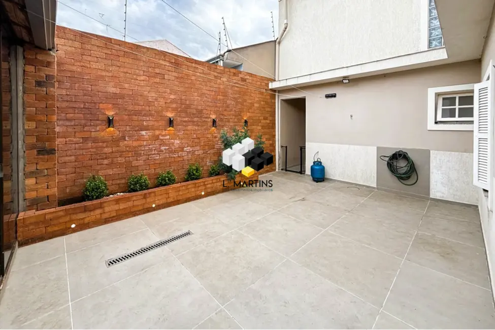 Casa com 2 quartos à venda, 126m2 em São José, Canoas - RS - imagem 5 Foto 5 de Casa com 2 quartos à venda, 126m2 em São José, Canoas - RS