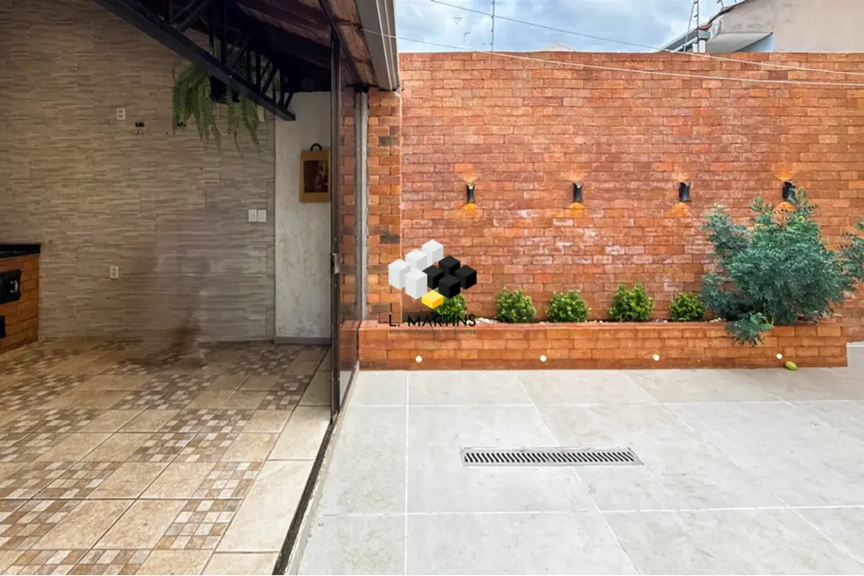 Foto 2 de Casa com 2 quartos à venda, 126m2 em São José, Canoas - RS