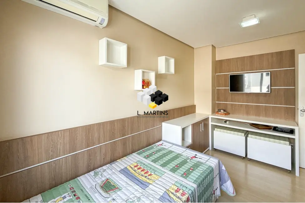 Casa com 3 quartos à venda, 178m2 em Estância Velha, Canoas - RS - imagem 3 Foto 3 de Casa com 3 quartos à venda, 178m2 em Estância Velha, Canoas - RS