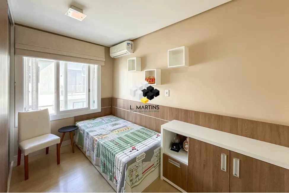Casa com 3 quartos à venda, 178m2 em Estância Velha, Canoas - RS - imagem 5 Foto 5 de Casa com 3 quartos à venda, 178m2 em Estância Velha, Canoas - RS