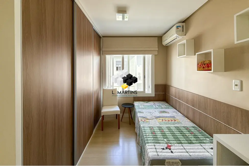 Casa com 3 quartos à venda, 178m2 em Estância Velha, Canoas - RS - imagem 4 Foto 4 de Casa com 3 quartos à venda, 178m2 em Estância Velha, Canoas - RS