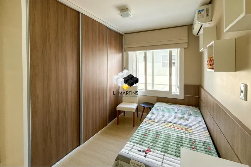 Foto 2 de Casa com 3 quartos à venda, 178m2 em Estância Velha, Canoas - RS