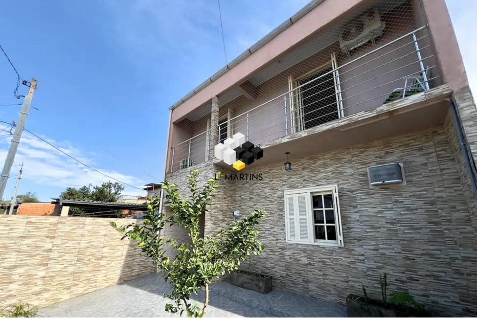Casa com 3 quartos à venda, 193m2 em Olaria, Canoas - RS - imagem 3 Foto 3 de Casa com 3 quartos à venda, 193m2 em Olaria, Canoas - RS