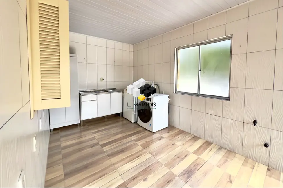 Casa com 3 quartos à venda, 193m2 em Olaria, Canoas - RS - imagem 5 Foto 5 de Casa com 3 quartos à venda, 193m2 em Olaria, Canoas - RS