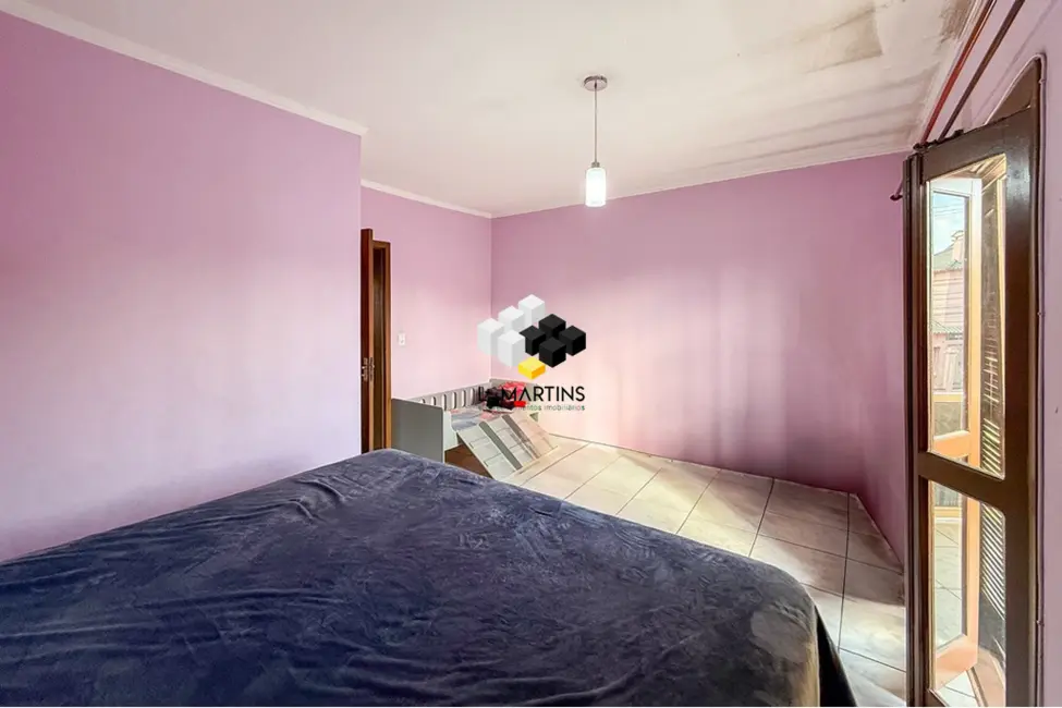 Casa com 3 quartos à venda, 113m2 em Niterói, Canoas - RS - imagem 9 Foto 9 de Casa com 3 quartos à venda, 113m2 em Niterói, Canoas - RS