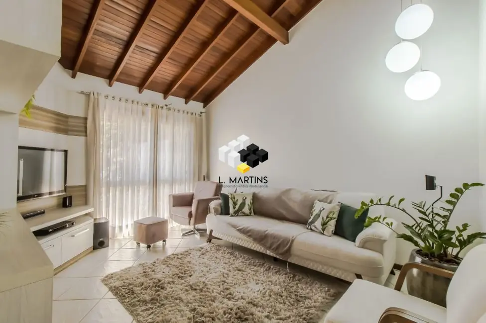 Casa com 3 quartos à venda, 196m2 em Primavera, Novo Hamburgo - RS - imagem 4 Foto 4 de Casa com 3 quartos à venda, 196m2 em Primavera, Novo Hamburgo - RS