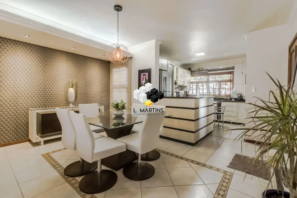 Casa com 3 quartos à venda, 196m2 em Primavera, Novo Hamburgo - RS - imagem 8 Foto 8 de Casa com 3 quartos à venda, 196m2 em Primavera, Novo Hamburgo - RS