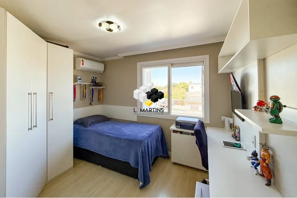 Casa com 3 quartos à venda, 120m2 em Mato Grande, Canoas - RS - imagem 3 Foto 3 de Casa com 3 quartos à venda, 120m2 em Mato Grande, Canoas - RS