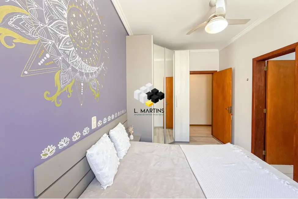 Casa com 3 quartos à venda, 210m2 em Estância Velha, Canoas - RS - imagem 8 Foto 8 de Casa com 3 quartos à venda, 210m2 em Estância Velha, Canoas - RS