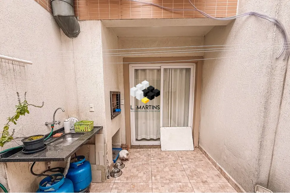 Casa com 3 quartos à venda, 112m2 em Igara, Canoas - RS - imagem 9 Foto 9 de Casa com 3 quartos à venda, 112m2 em Igara, Canoas - RS