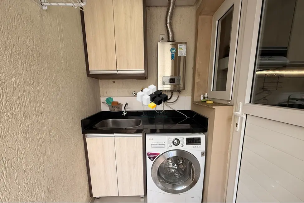 Casa com 3 quartos à venda, 112m2 em Igara, Canoas - RS - imagem 4 Foto 4 de Casa com 3 quartos à venda, 112m2 em Igara, Canoas - RS