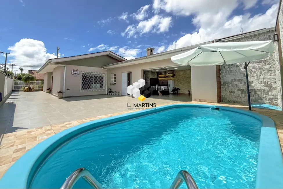 Foto 1 de Casa com 3 quartos à venda, 240m2 em Igara, Canoas - RS