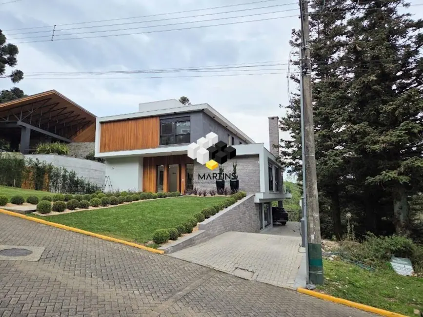 Casa de Condomínio com 4 quartos à venda, 586m2 em Gramado - RS - imagem 2 Foto 2 de Casa de Condomínio com 4 quartos à venda, 586m2 em Gramado - RS