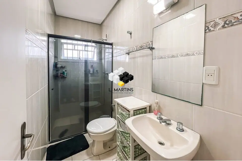 Casa com 4 quartos à venda, 300m2 em São Luis, Canoas - RS - imagem 5 Foto 5 de Casa com 4 quartos à venda, 300m2 em São Luis, Canoas - RS