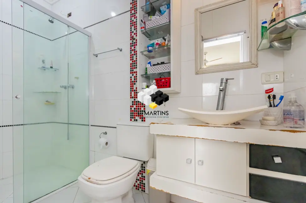 Casa com 3 quartos à venda, 265m2 em Niterói, Canoas - RS - imagem 6 Foto 6 de Casa com 3 quartos à venda, 265m2 em Niterói, Canoas - RS