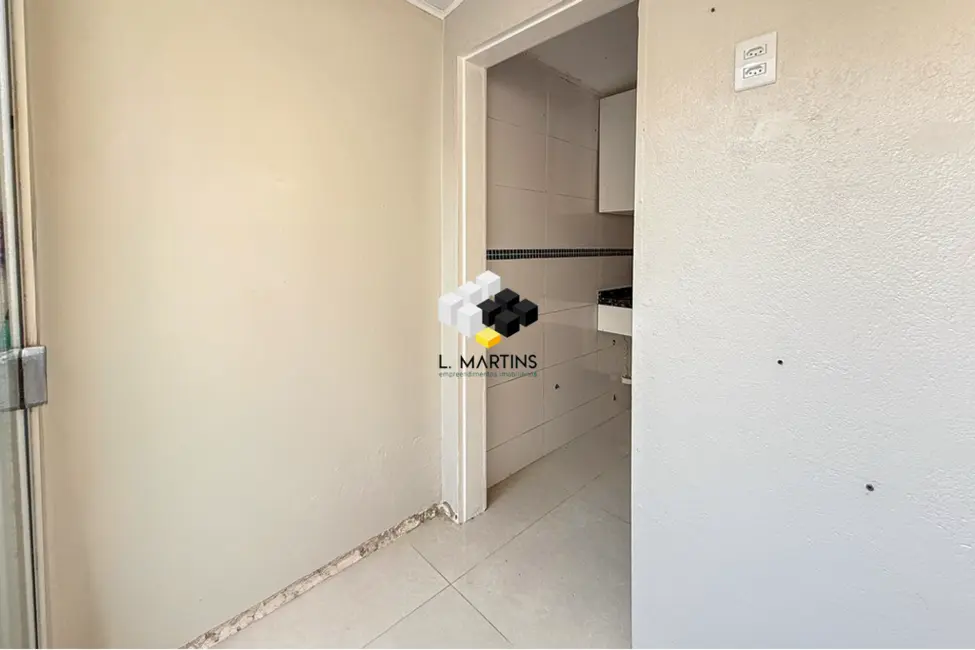 Casa de Condomínio com 3 quartos à venda, 112m2 em Rio Branco, Canoas - RS - imagem 2 Foto 2 de Casa de Condomínio com 3 quartos à venda, 112m2 em Rio Branco, Canoas - RS
