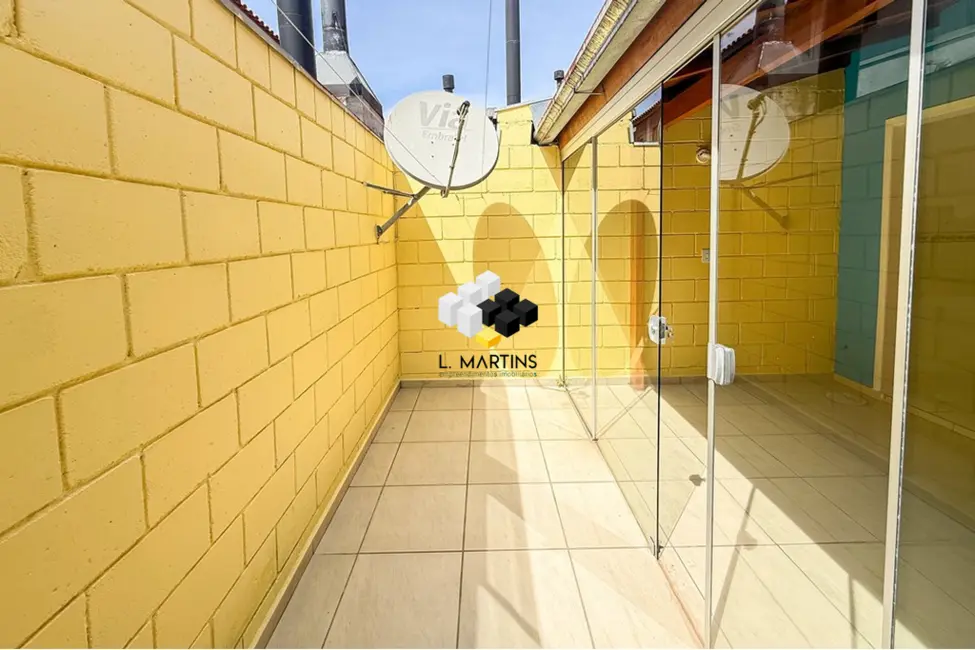 Casa de Condomínio com 2 quartos à venda, 78m2 em Fátima, Canoas - RS - imagem 3 Foto 3 de Casa de Condomínio com 2 quartos à venda, 78m2 em Fátima, Canoas - RS