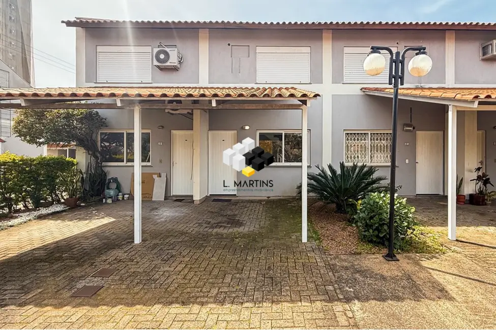 Foto 1 de Casa de Condomínio com 2 quartos à venda, 78m2 em Fátima, Canoas - RS
